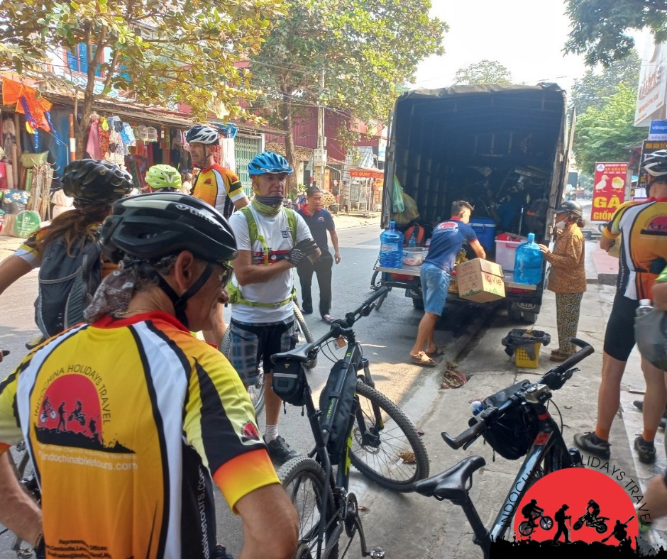 Bangkok Cycling To  Ban Krut  Beach - 9 Days