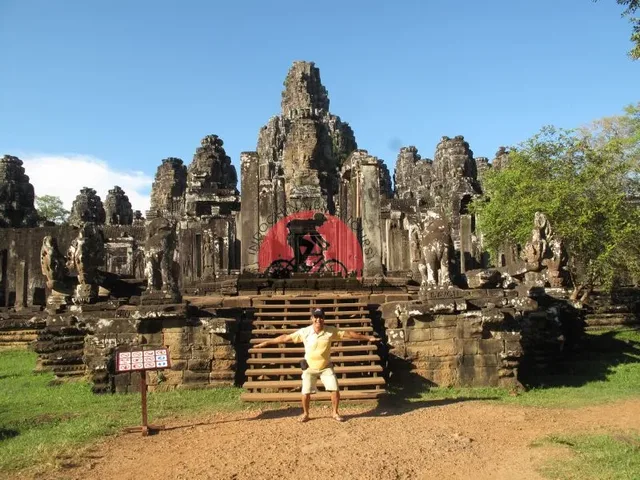 16 Days Siem Reap Cycling to Hue